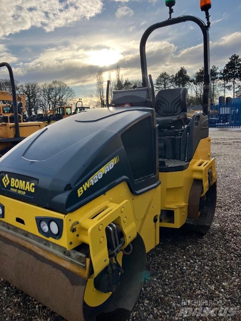 Bomag BW 120 AD-5 Rouleaux tandem