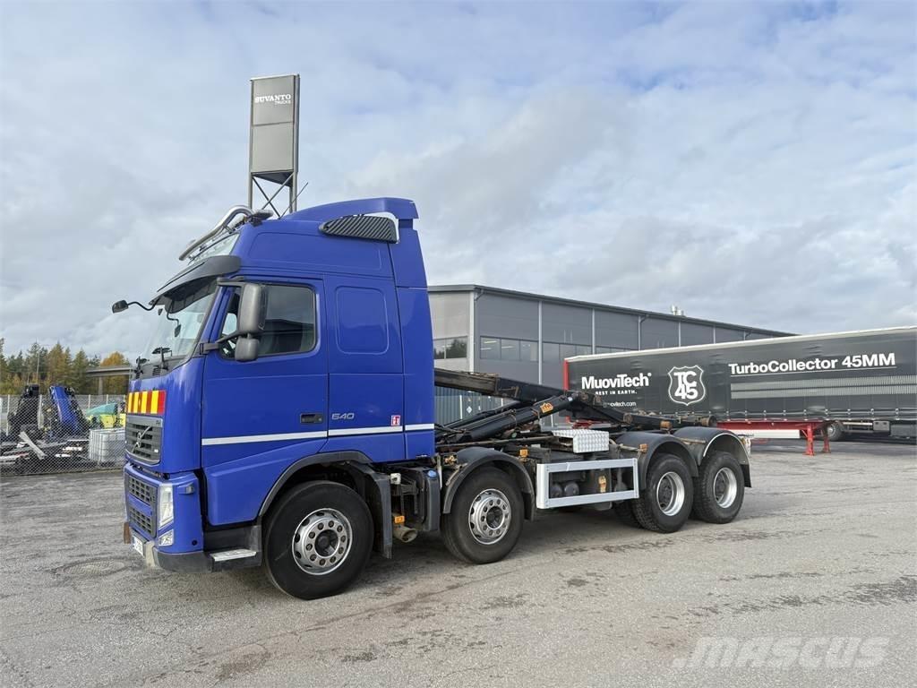Volvo FH 540 8X4 Camion ampliroll