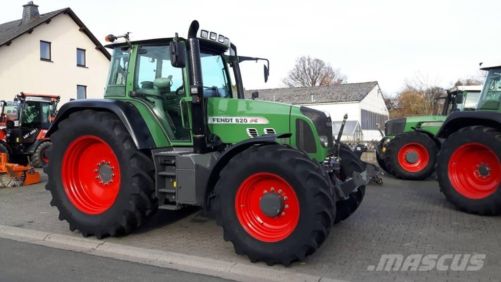 Fendt 820 Vario TMS Tracteur