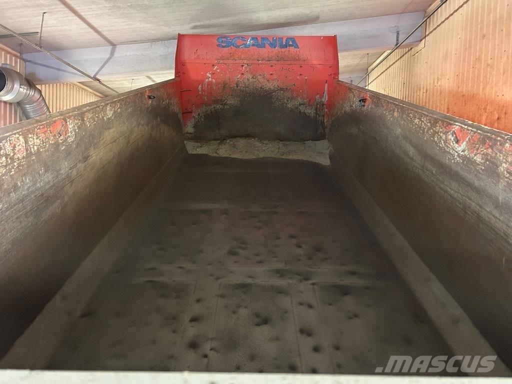 Scania R 520 LB Camion benne