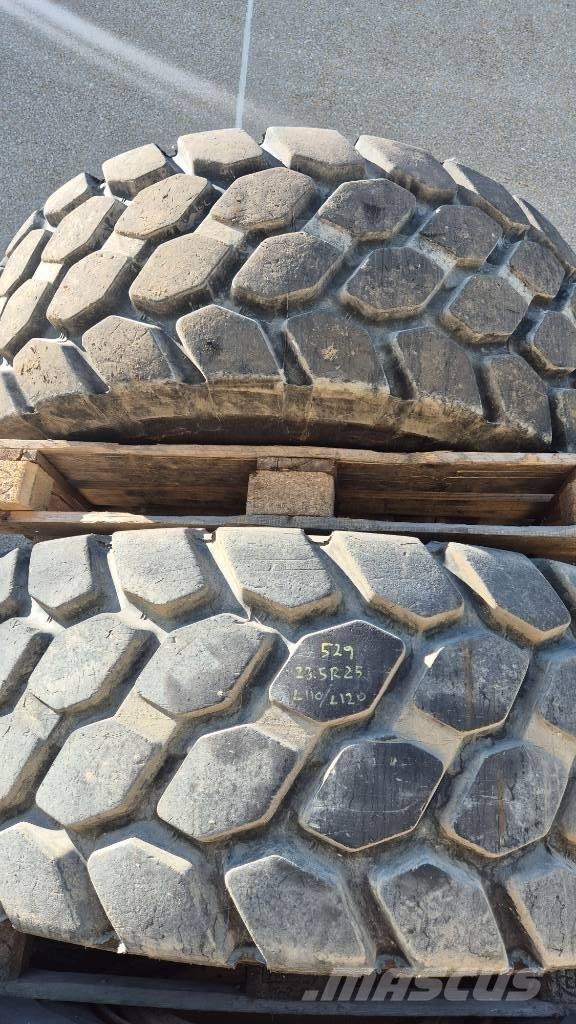 Bridgestone 23.5R25 Pneus, roues et jantes