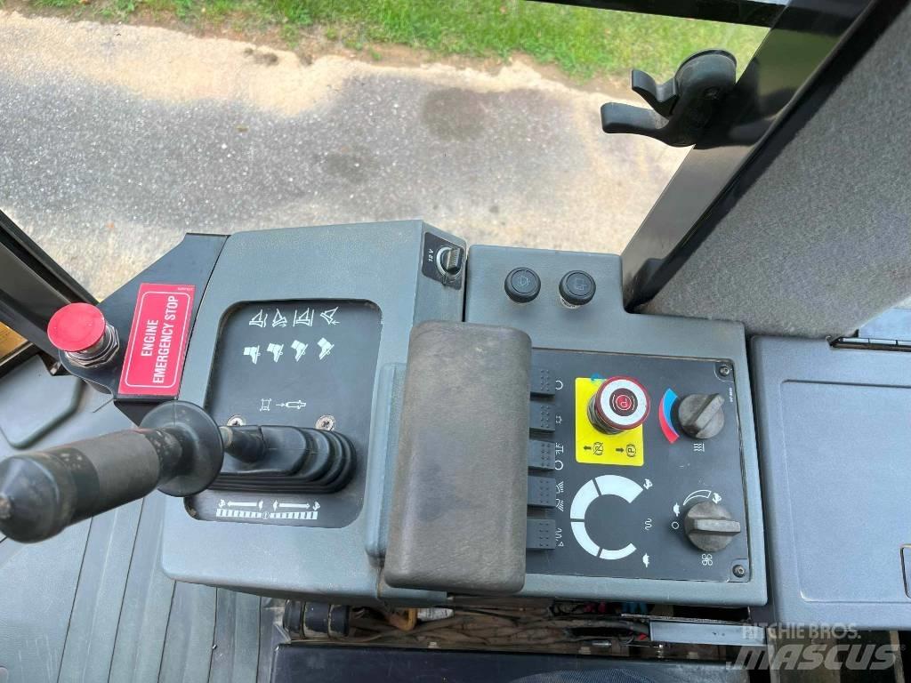 CAT CP 44 Rouleaux monocylindre