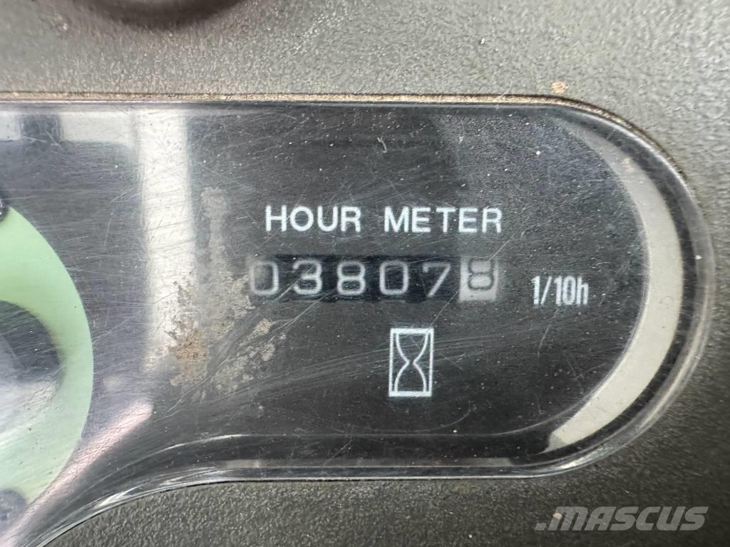 Yanmar V10 35-CR/3 Pelle sur chenilles