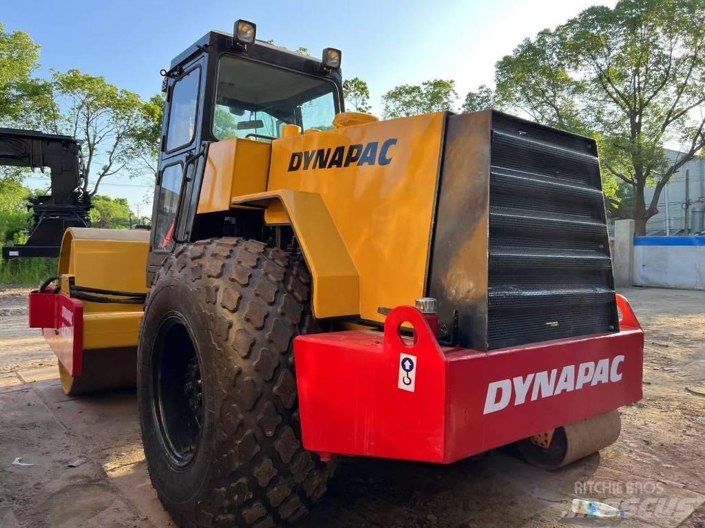 Dynapac CA 30 D Rouleaux monocylindre