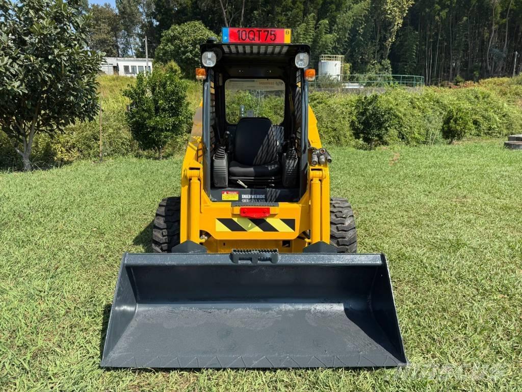 Komatsu SK 820 Chargeuse compacte