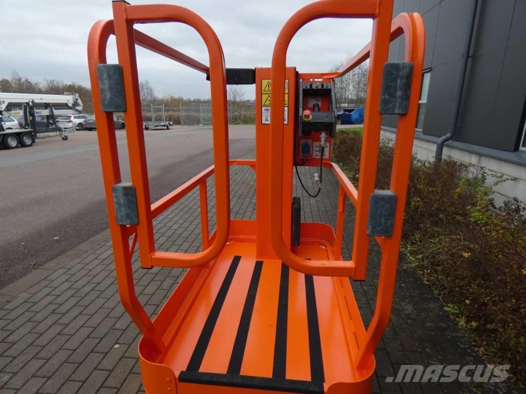 JLG 1230 ES Mât vertical