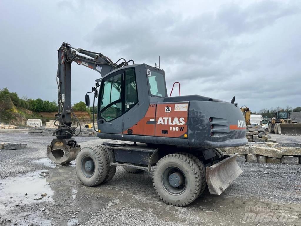 Atlas 160W Pelle sur pneus