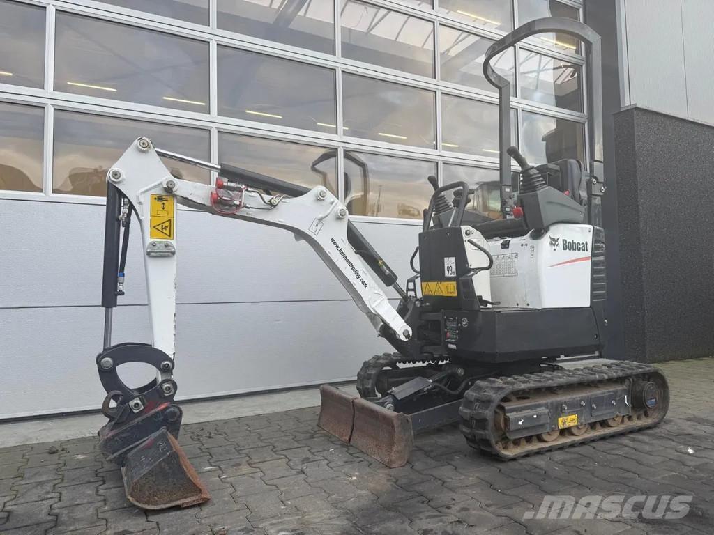 Bobcat E10z Mini pelle < 7t