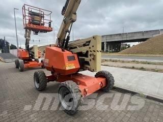JLG 340 AJ Nacelles articulées