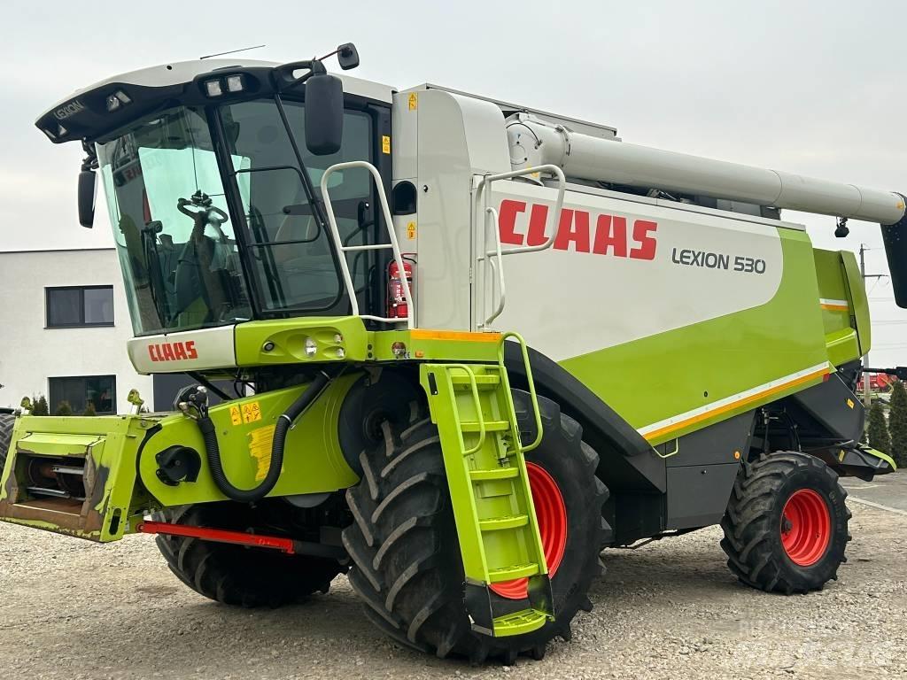CLAAS Lexion 530 Moissonneuse batteuse