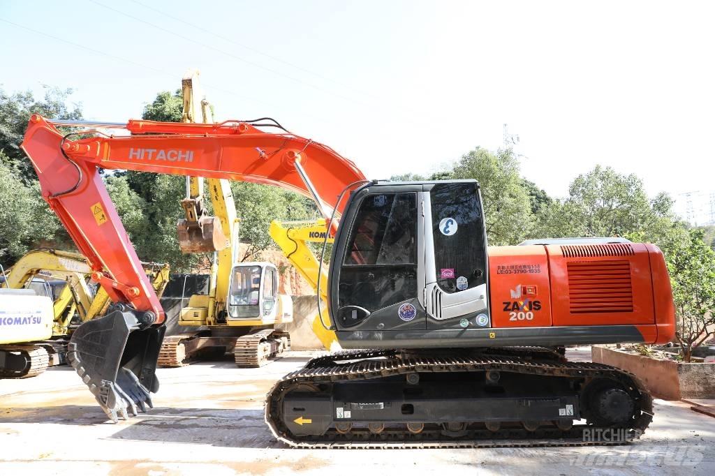 Hitachi ZX 200 LC-6 Pelle sur chenilles