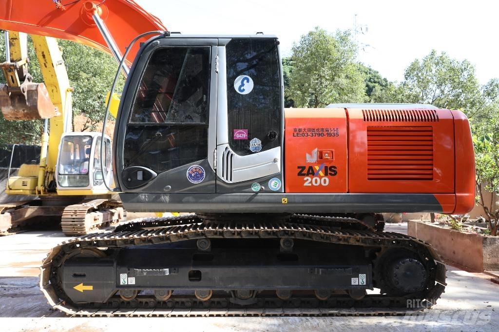Hitachi ZX 200 LC-6 Pelle sur chenilles