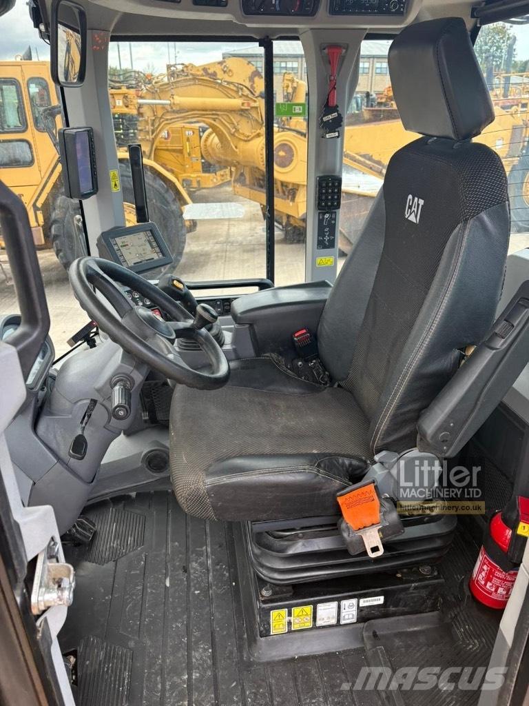 CAT 926 M Chargeuse sur pneus