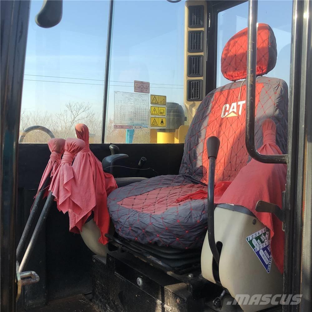 CAT 306D Mini pelle < 7t