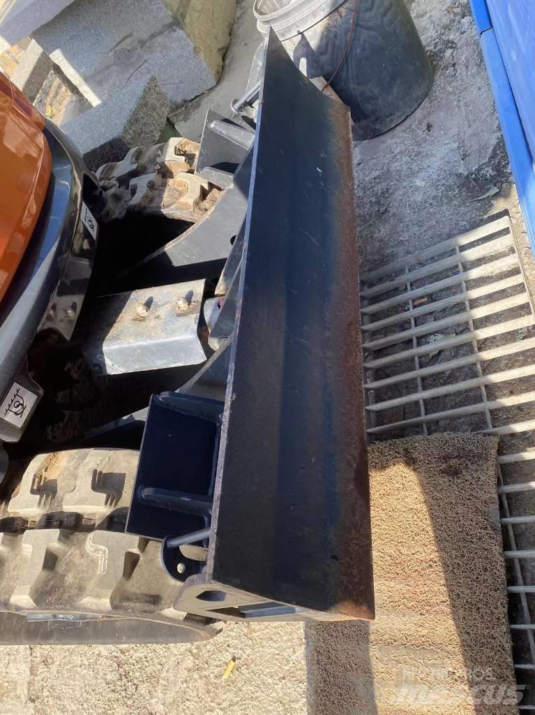 Doosan DX 17 Mini pelle < 7t