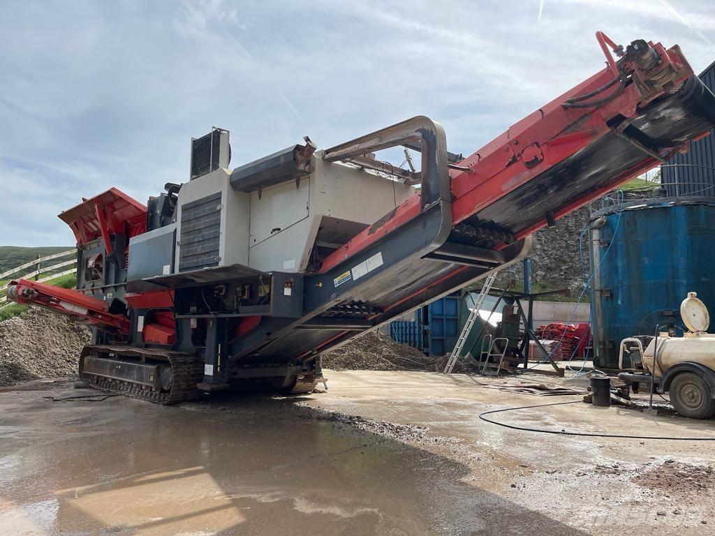 Sandvik QI340 Concasseur mobile