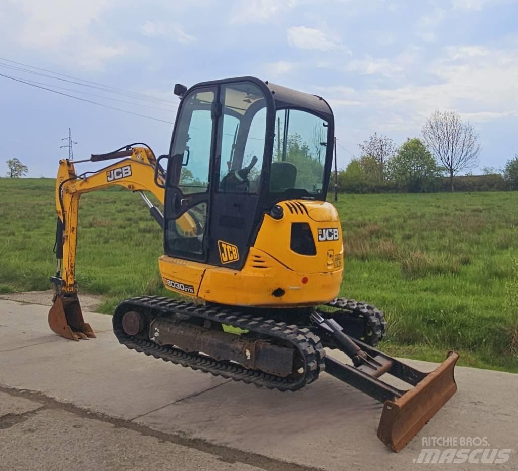 JCB 8030 ZTS Mini pelle < 7t