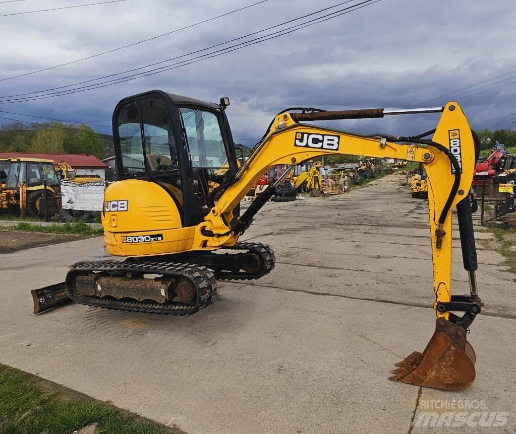 JCB 8030 ZTS Mini pelle < 7t