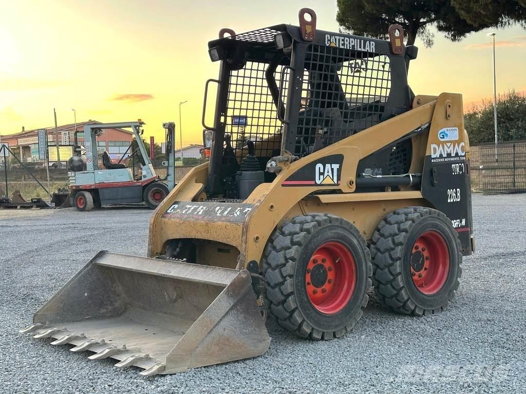 CAT 226BHF Mini chargeuse
