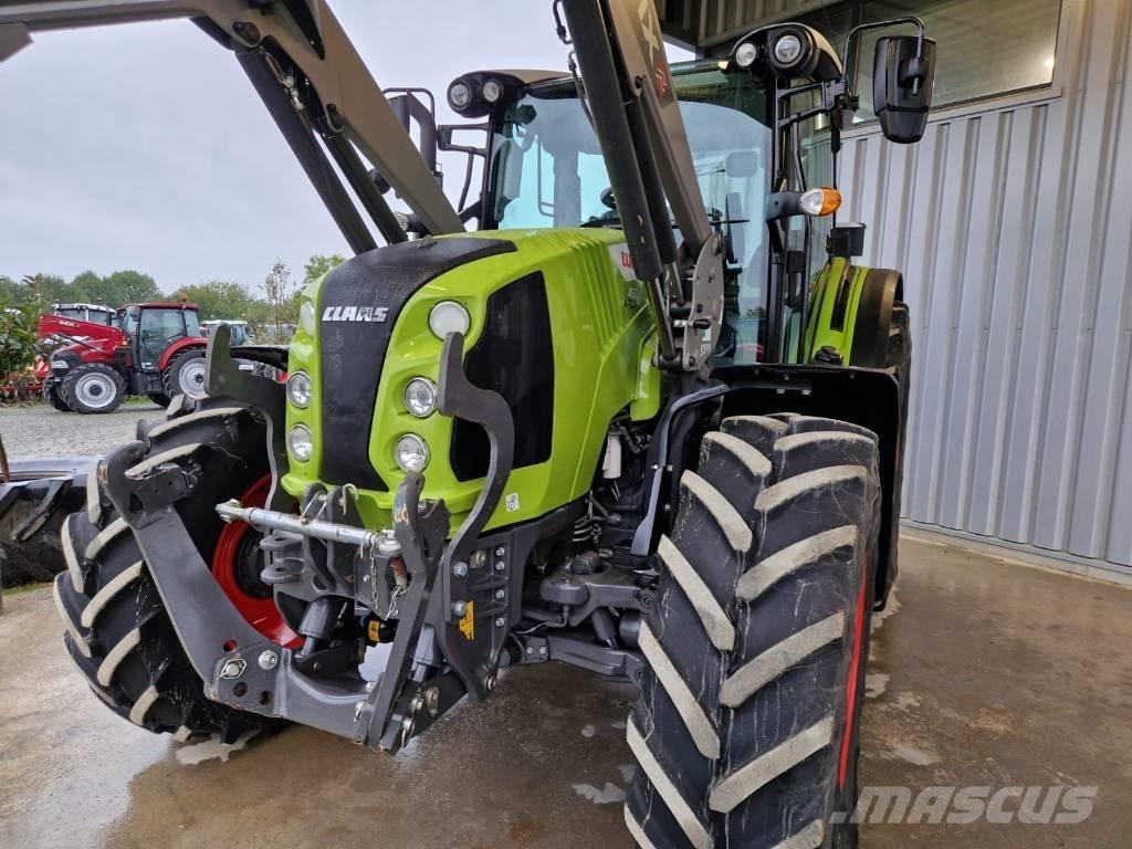 CLAAS Arion 450 Tracteur