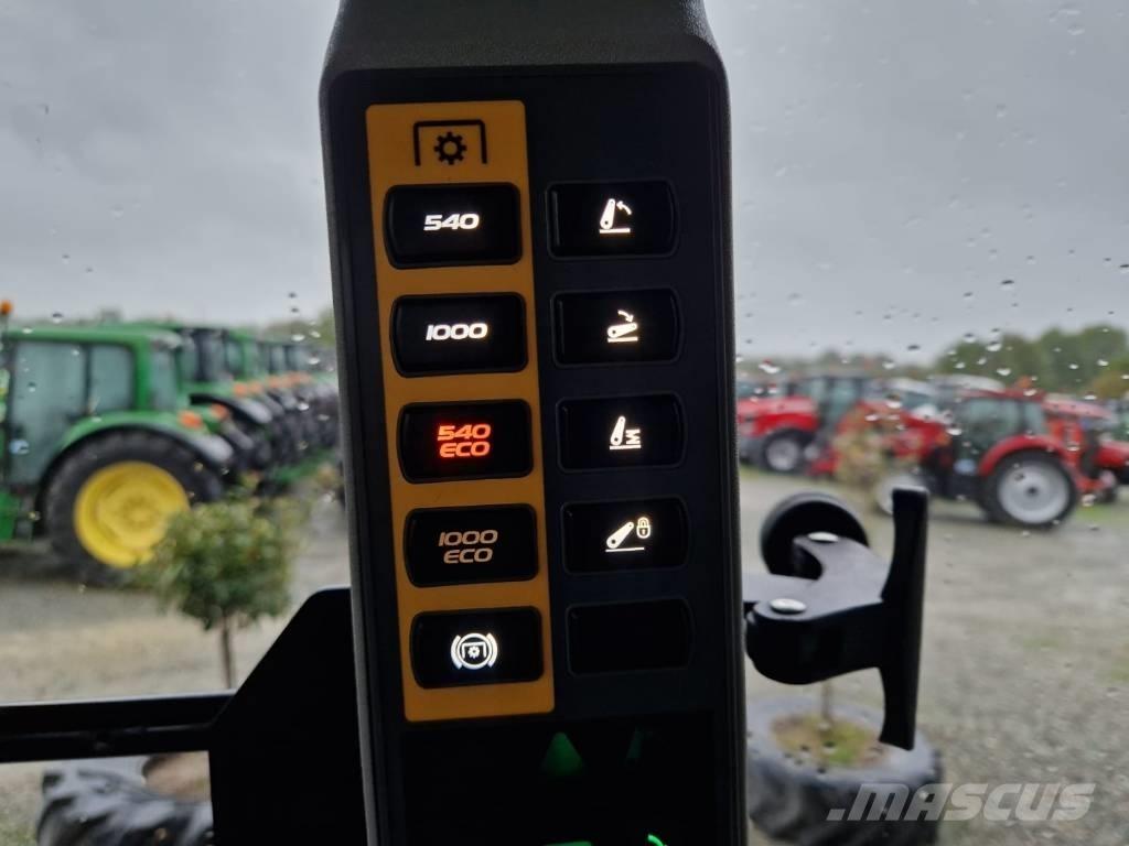 CLAAS Arion 450 Tracteur