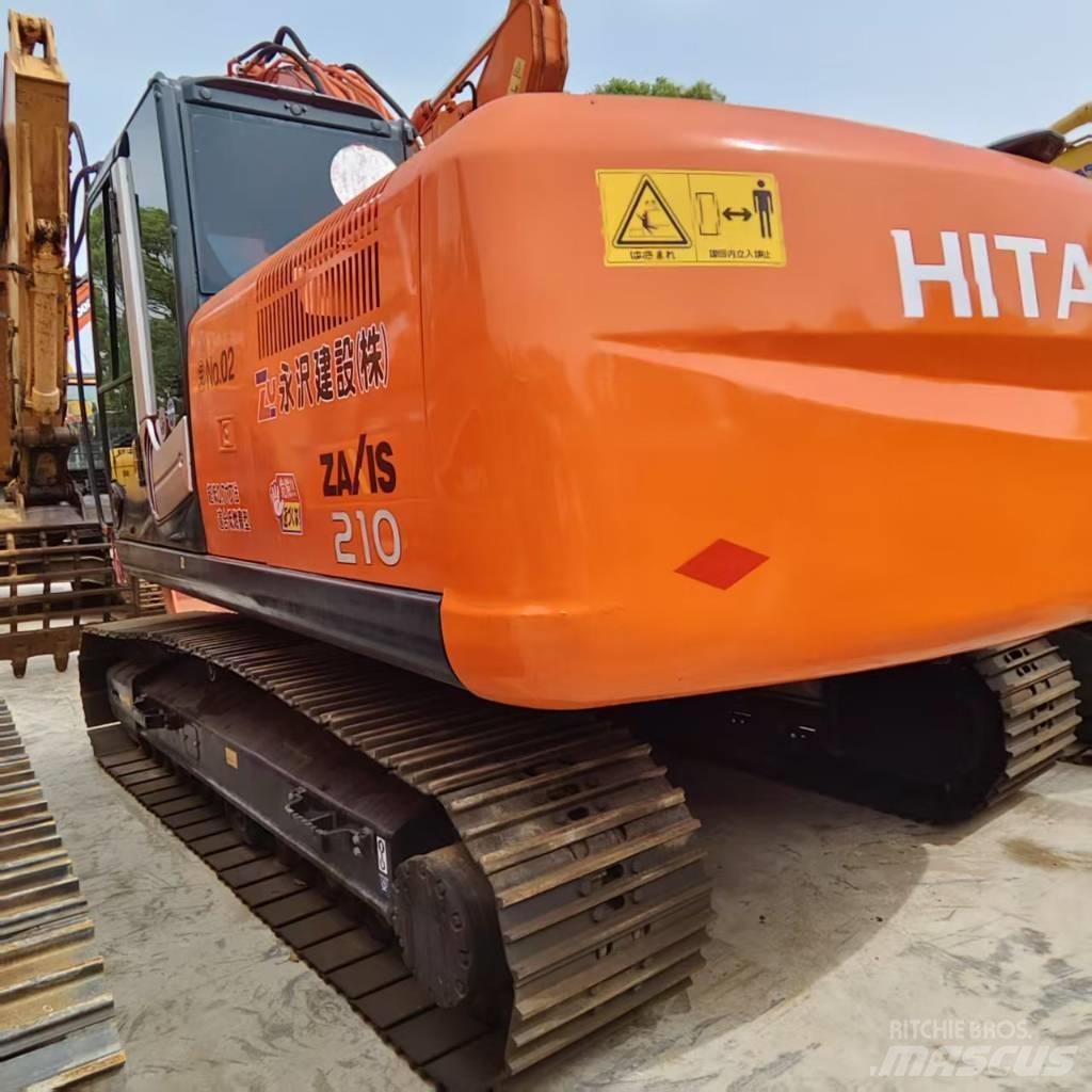 Hitachi ZX 210 Pelle sur chenilles