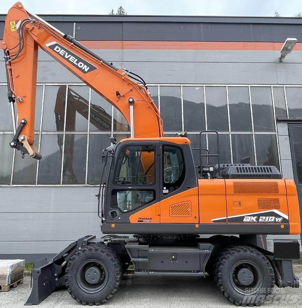 Develon DX 210 W-7 Pelle forestière