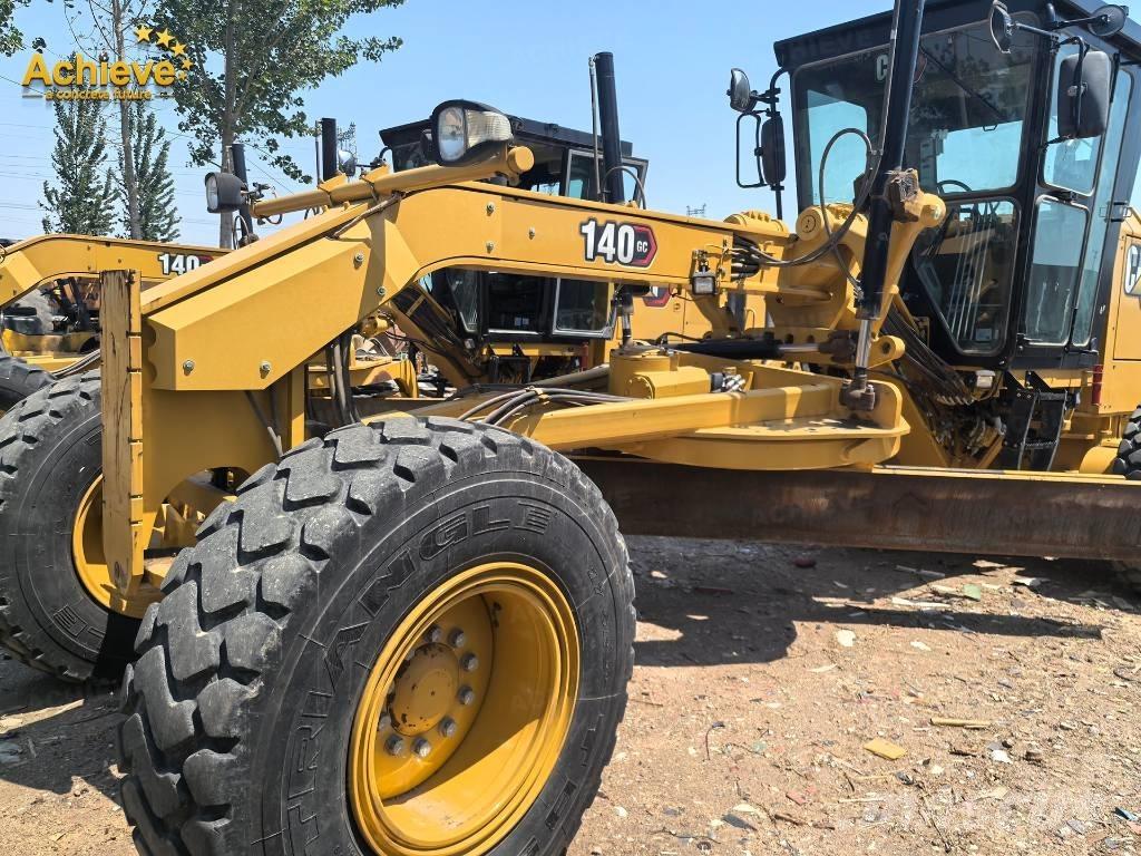 CAT 140 GC Niveleuse