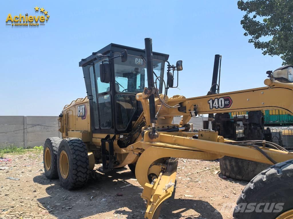 CAT 140 GC Niveleuse