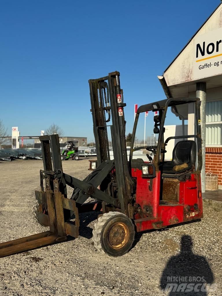 Moffett M4 25.3 Chariots diesel