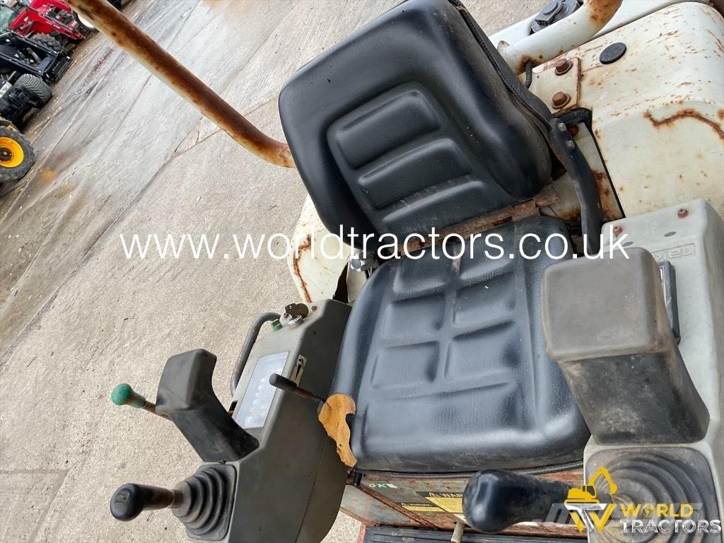 Takeuchi TB 016 Mini pelle < 7t