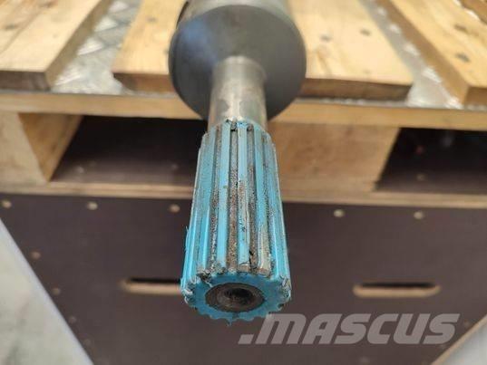 Manitou ML 625  shaft Essieux