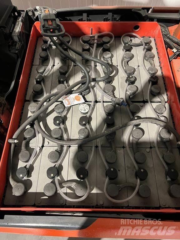 Linde E18-02 Chariots élévateurs électriques