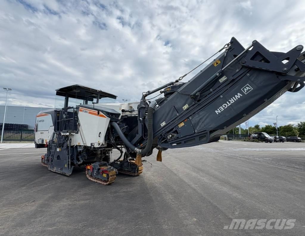 Wirtgen W 200 Fi Fraiseuse à froid