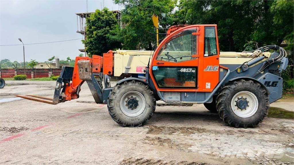 JLG 4017PS Chariot télescopique
