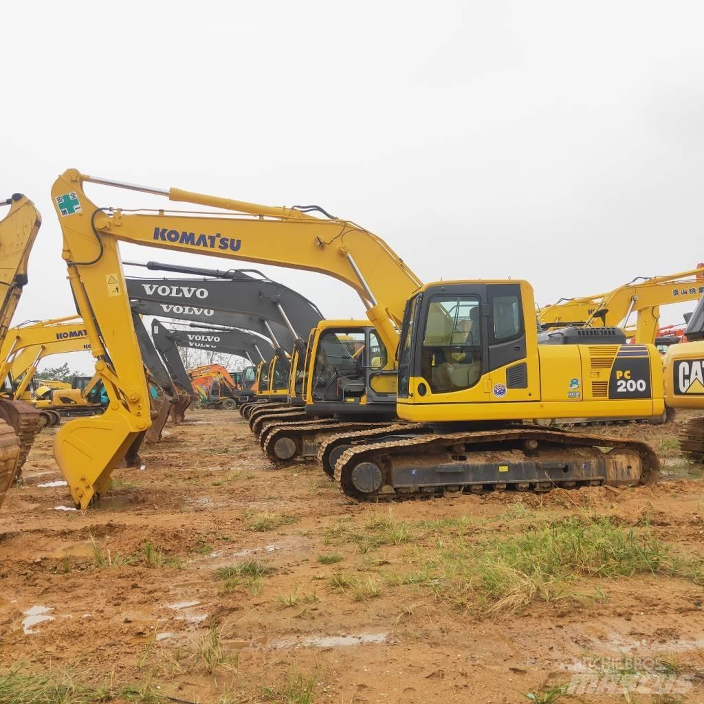 Komatsu PC200-8 Pelle sur chenilles