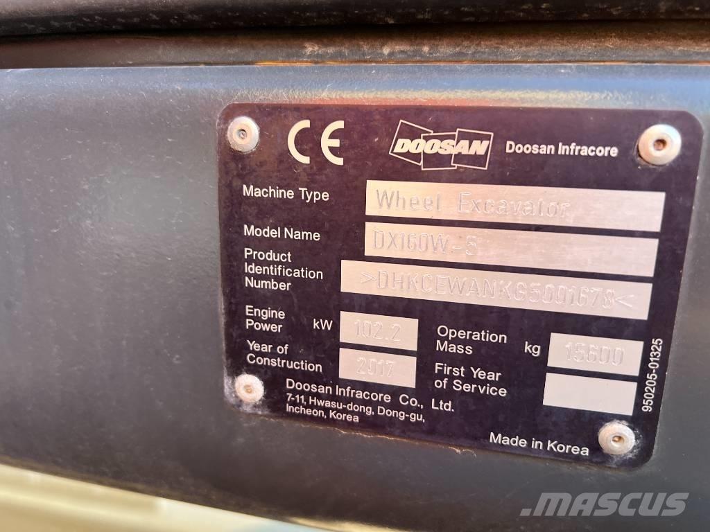 Doosan DX160W-5 Pelle sur pneus