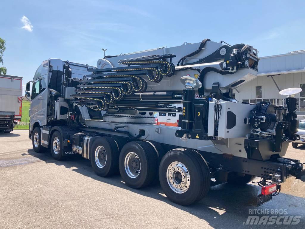 Volvo FH16-650 Camion plateau ridelle avec grue