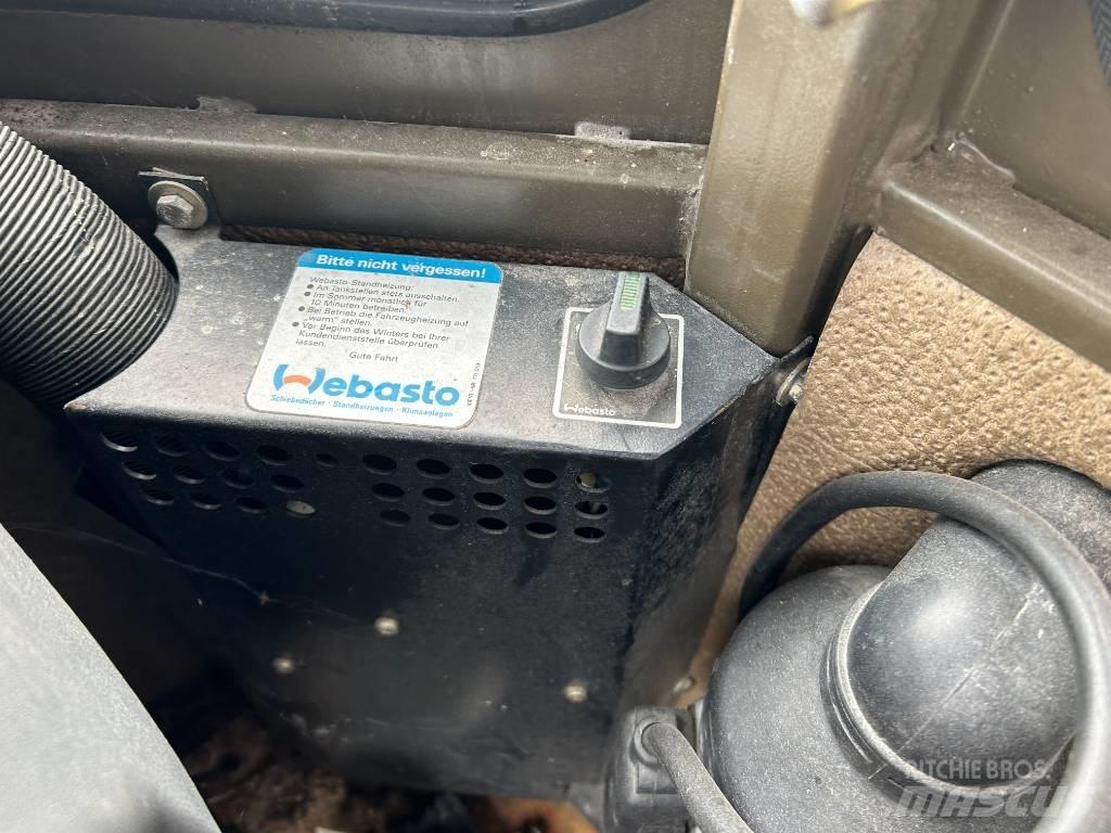 Liebherr L 508 Chargeuse sur pneus