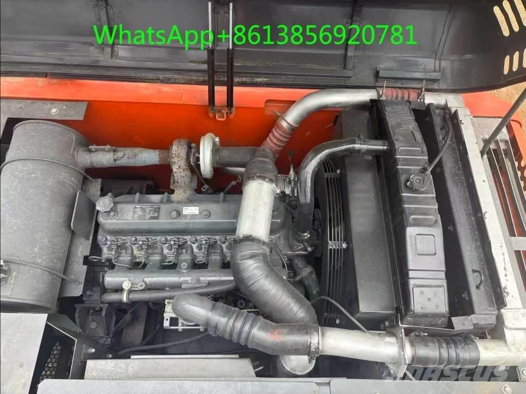 Doosan DX 225 Pelle sur chenilles