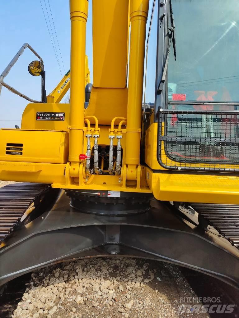 Komatsu PC 220 Pelle sur chenilles