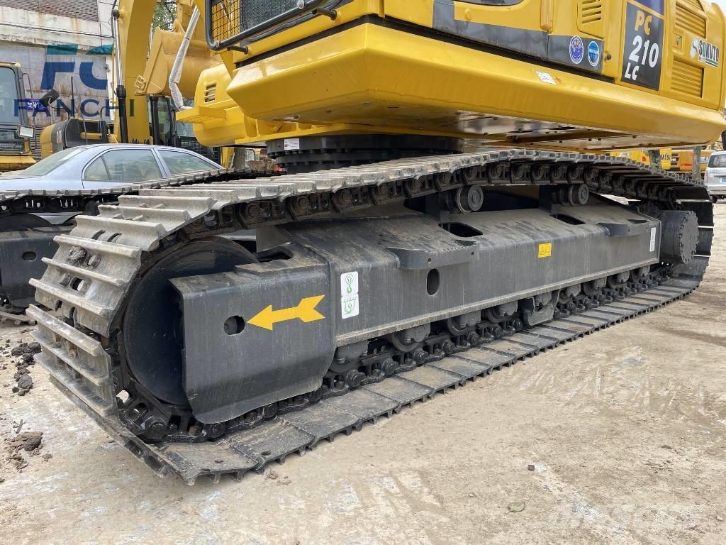 Komatsu PC 210 LC Pelle sur chenilles