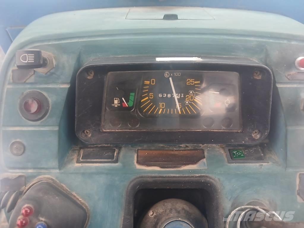 Ford 5610 II Farmall Tracteur