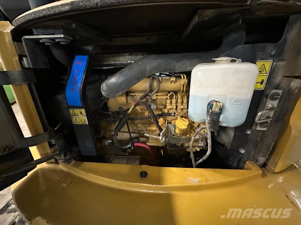 CAT 305CR E2 Mini pelle < 7t