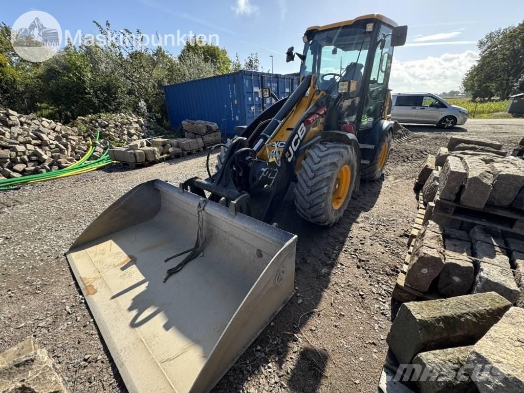 JCB 409 Chargeuse sur pneus