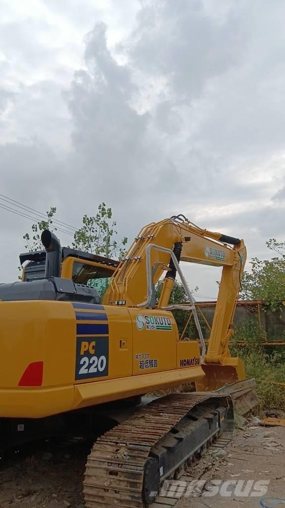 Komatsu PC 220-7 Pelle sur chenilles