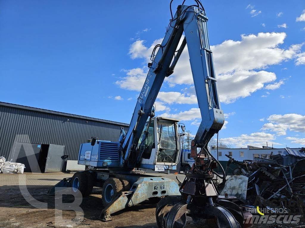 Fuchs MHL 320 Pelle sur pneus