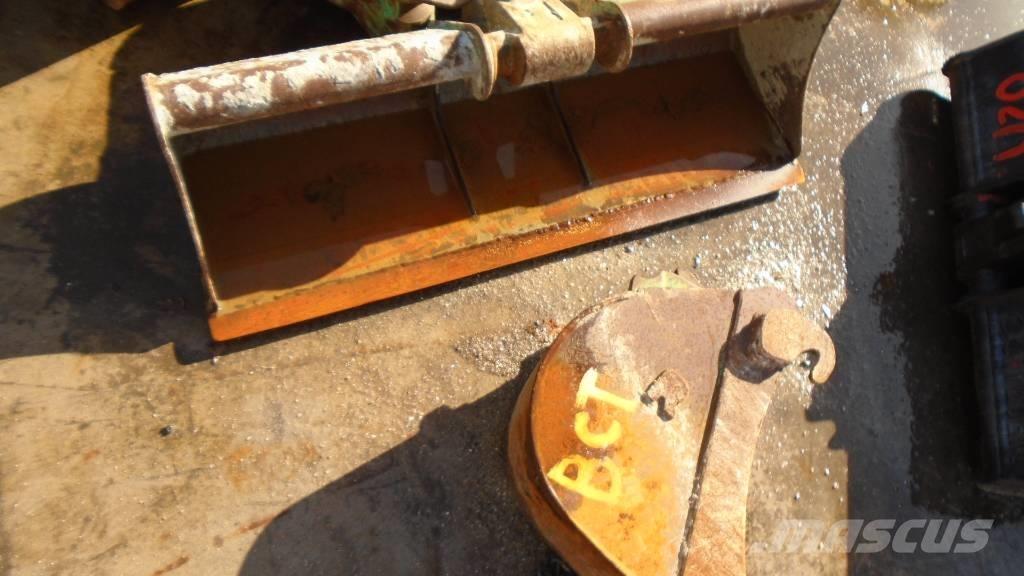 Bobcat E 35z Mini pelle < 7t