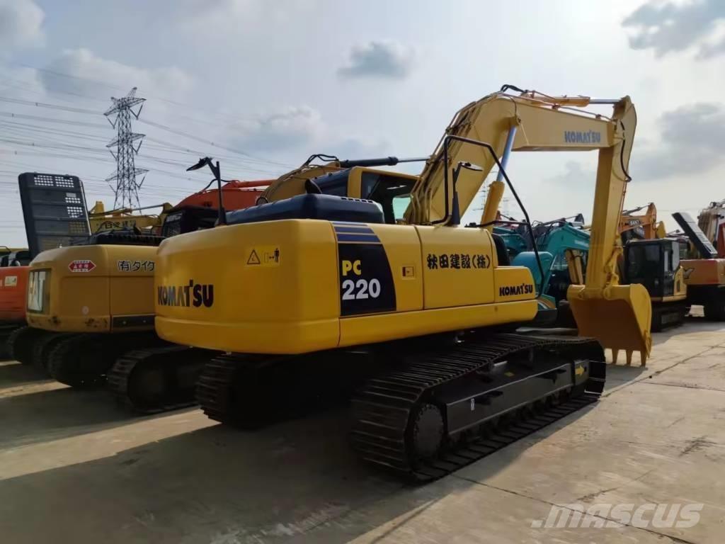 Komatsu PC 220 Pelle sur chenilles