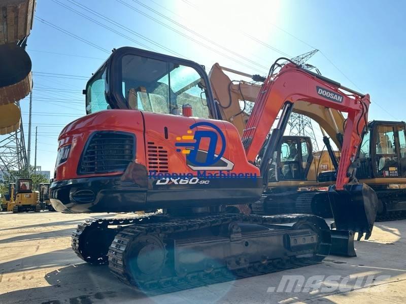 Doosan DX 60 Mini pelle < 7t